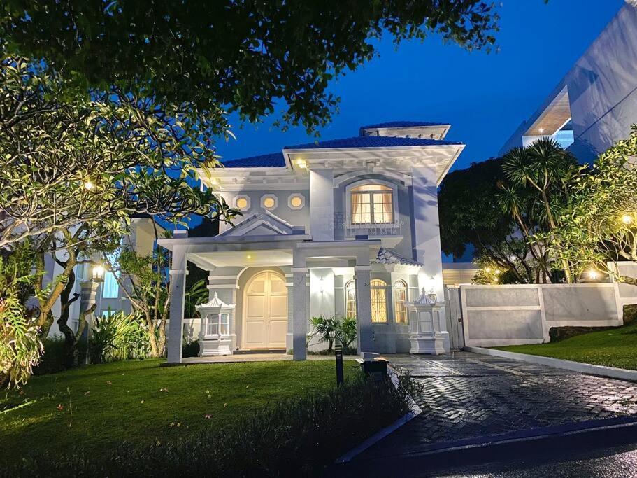 Tropical Villa By Villapedia Citaringgul Zewnętrze zdjęcie