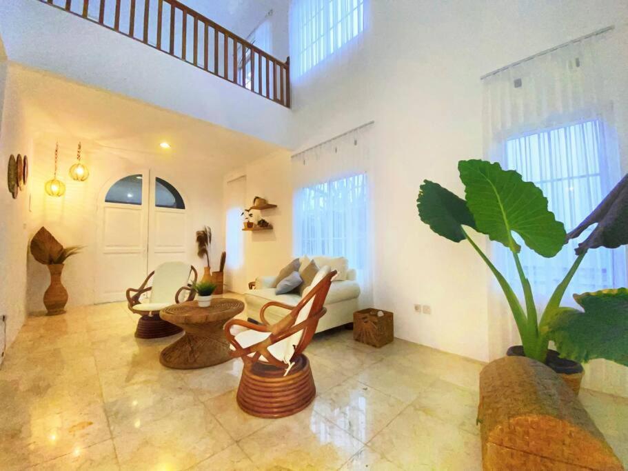 Tropical Villa By Villapedia Citaringgul Zewnętrze zdjęcie